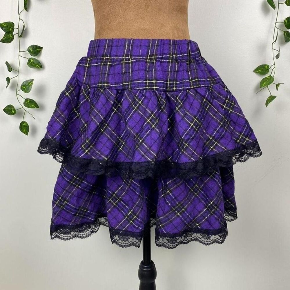 Purple plaid alt lace trim mini skirt tiered ruffles black trim dark academia
